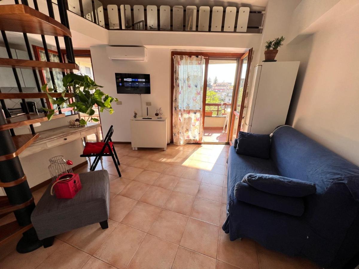 Appartamento Mansardina A Pochi Passi Da Roma Morlupo Esterno foto