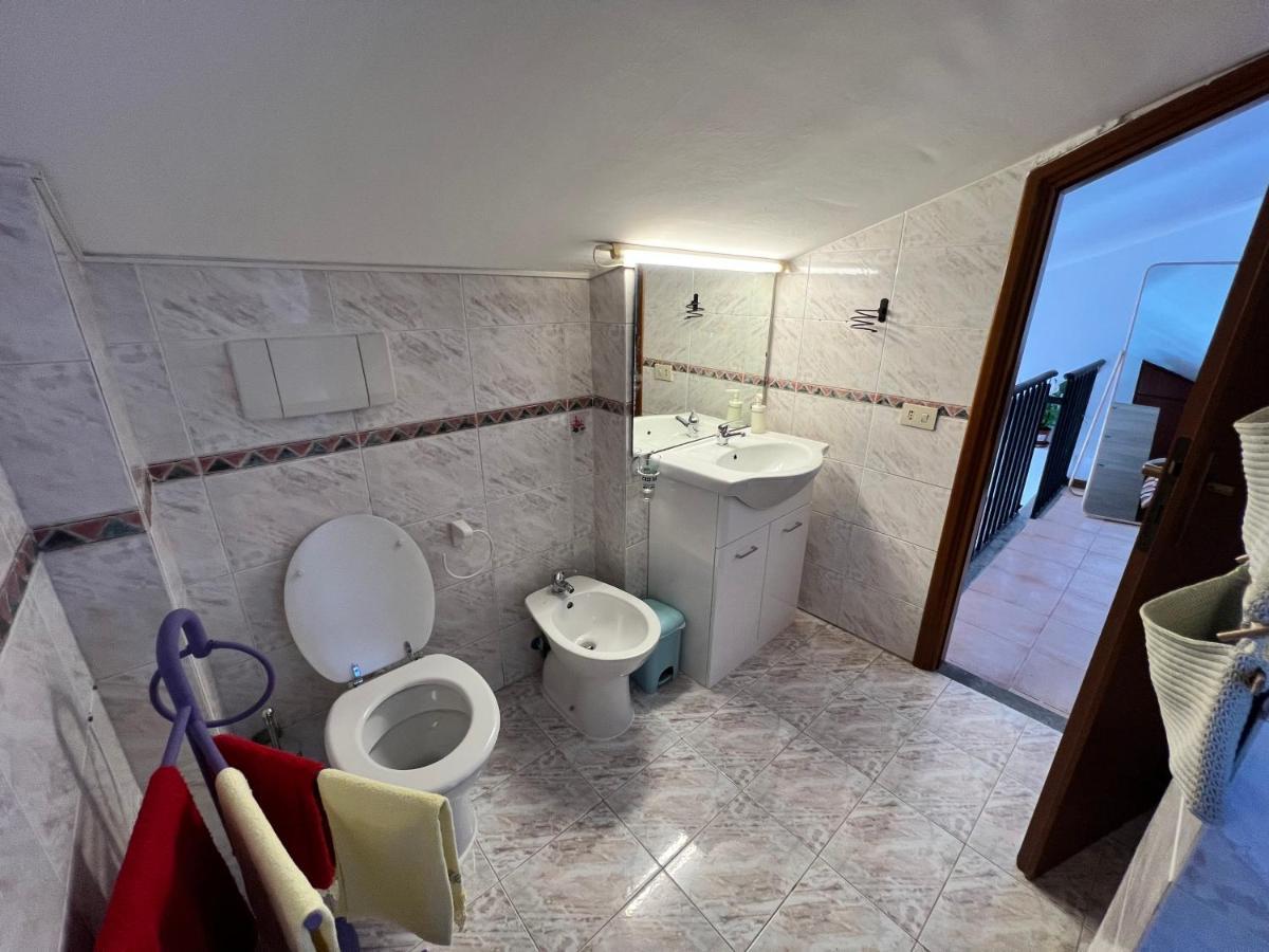 Appartamento Mansardina A Pochi Passi Da Roma Morlupo Esterno foto